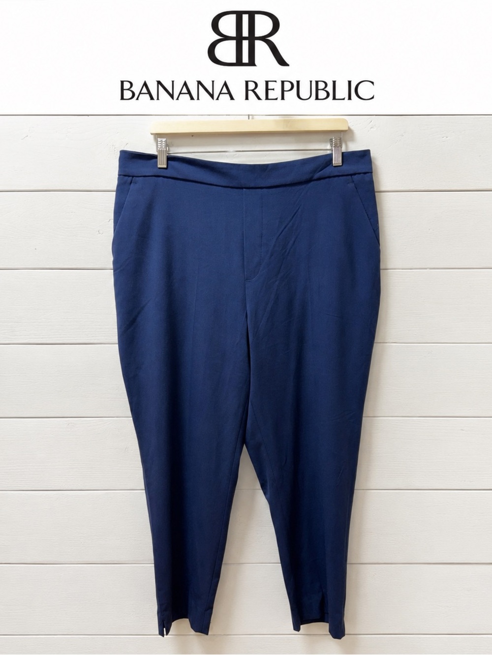 Banana Republic Blue Tapered Pants Size 16